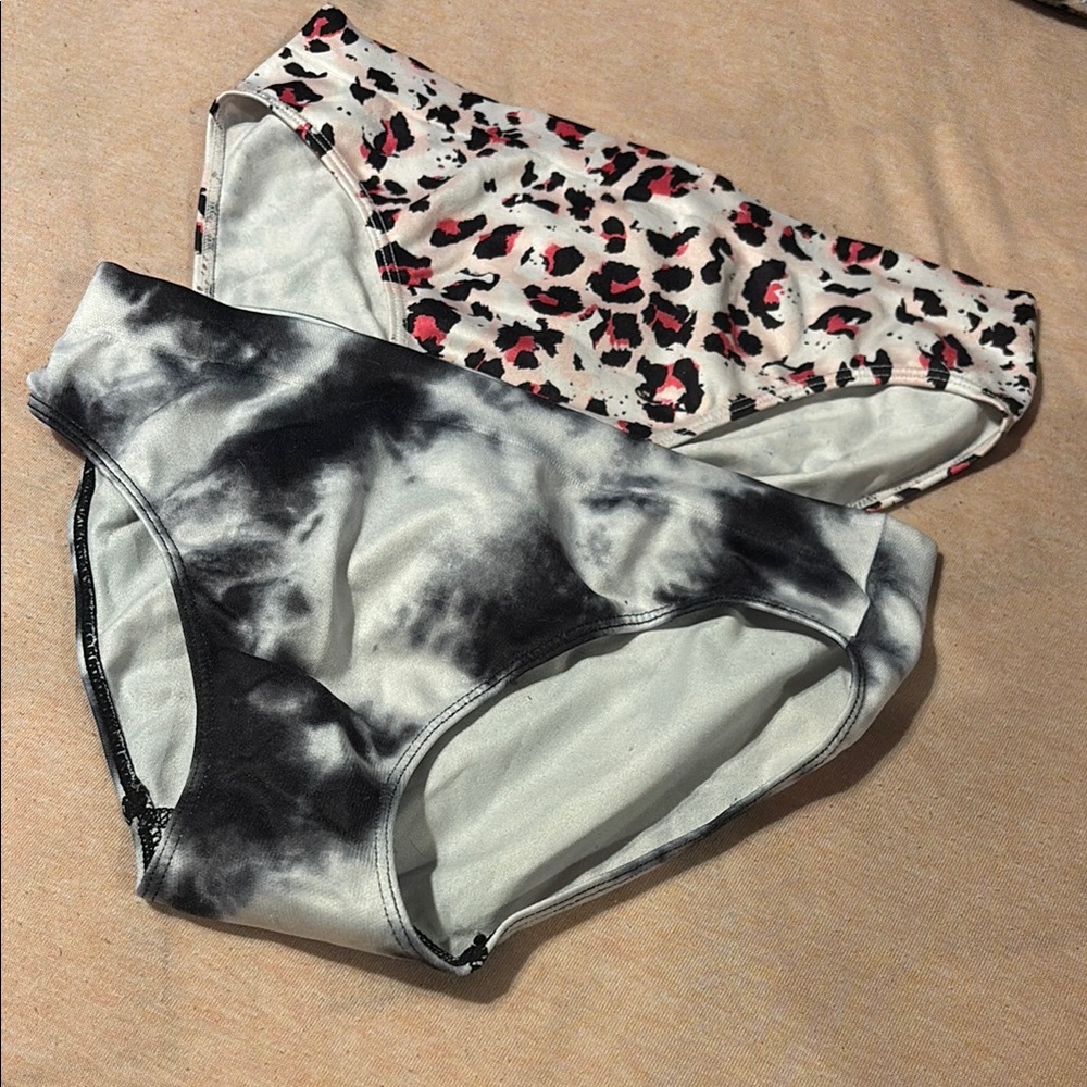 Justice Girls' Leopard and Tie-Dye Briefs